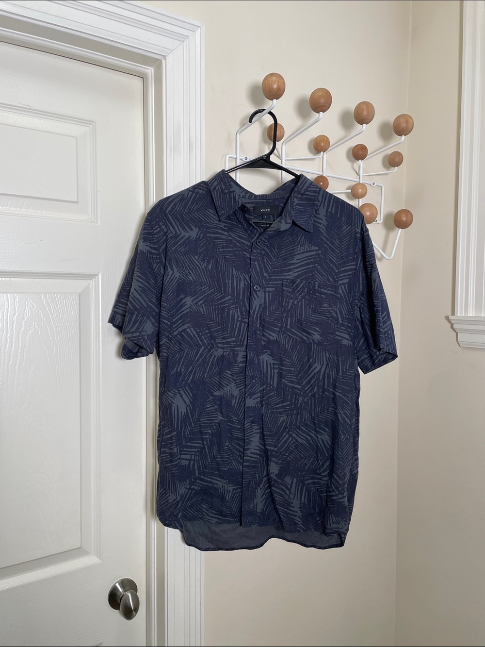 Vince Short-Sleeve Patterned Button-Down Shirt Navy  M